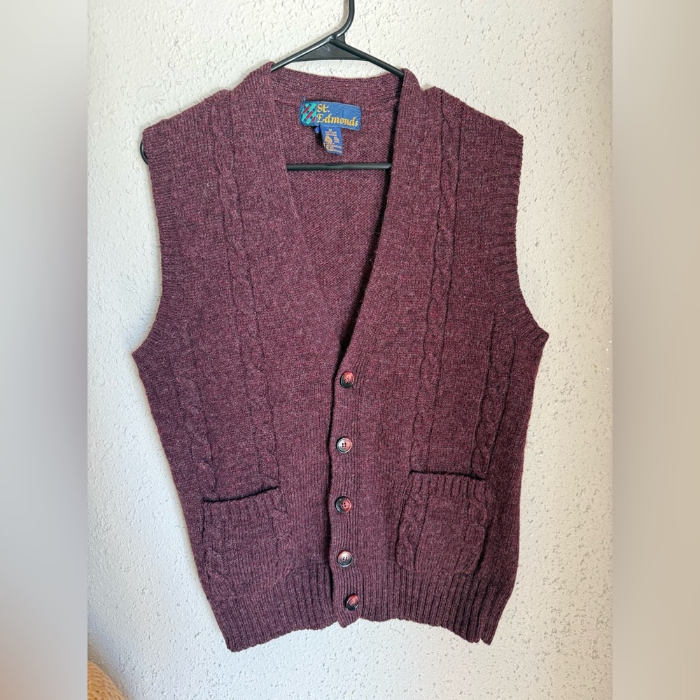 St. Edmunds Cable Knit Button-Up Vest in Plum